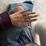 Shimmer & Pearls Hand Chain - Lunéah