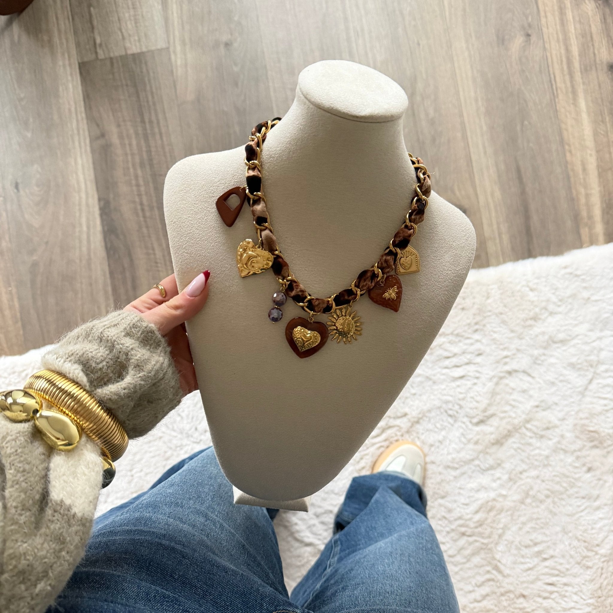 Heart Leo Necklace - Lunéah