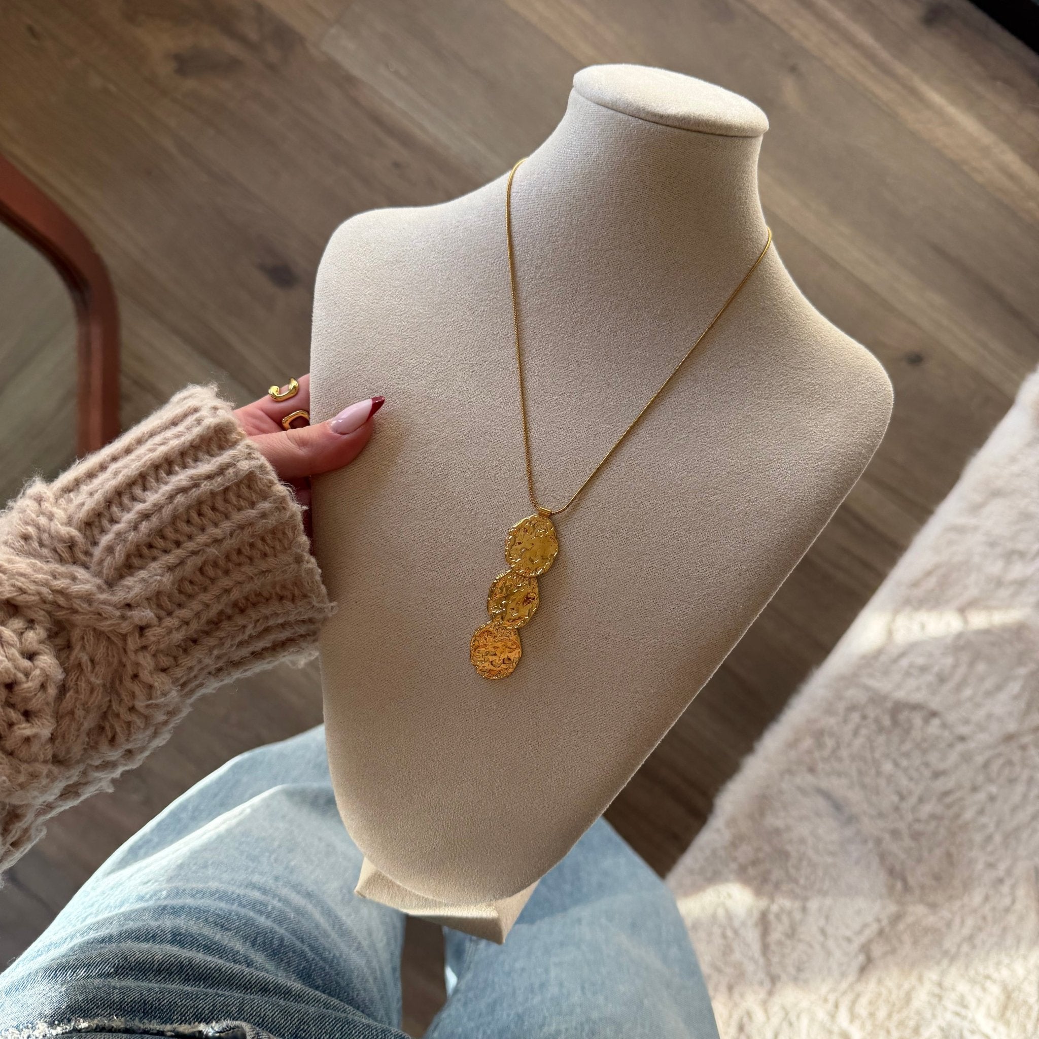 Triple Coin Necklace - Lunéah