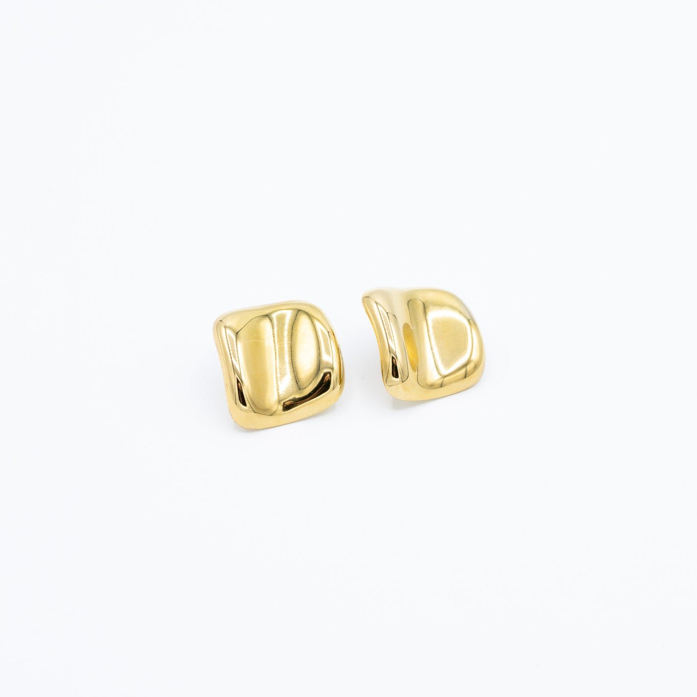 Lumé Studs Earrings - Lunéah
