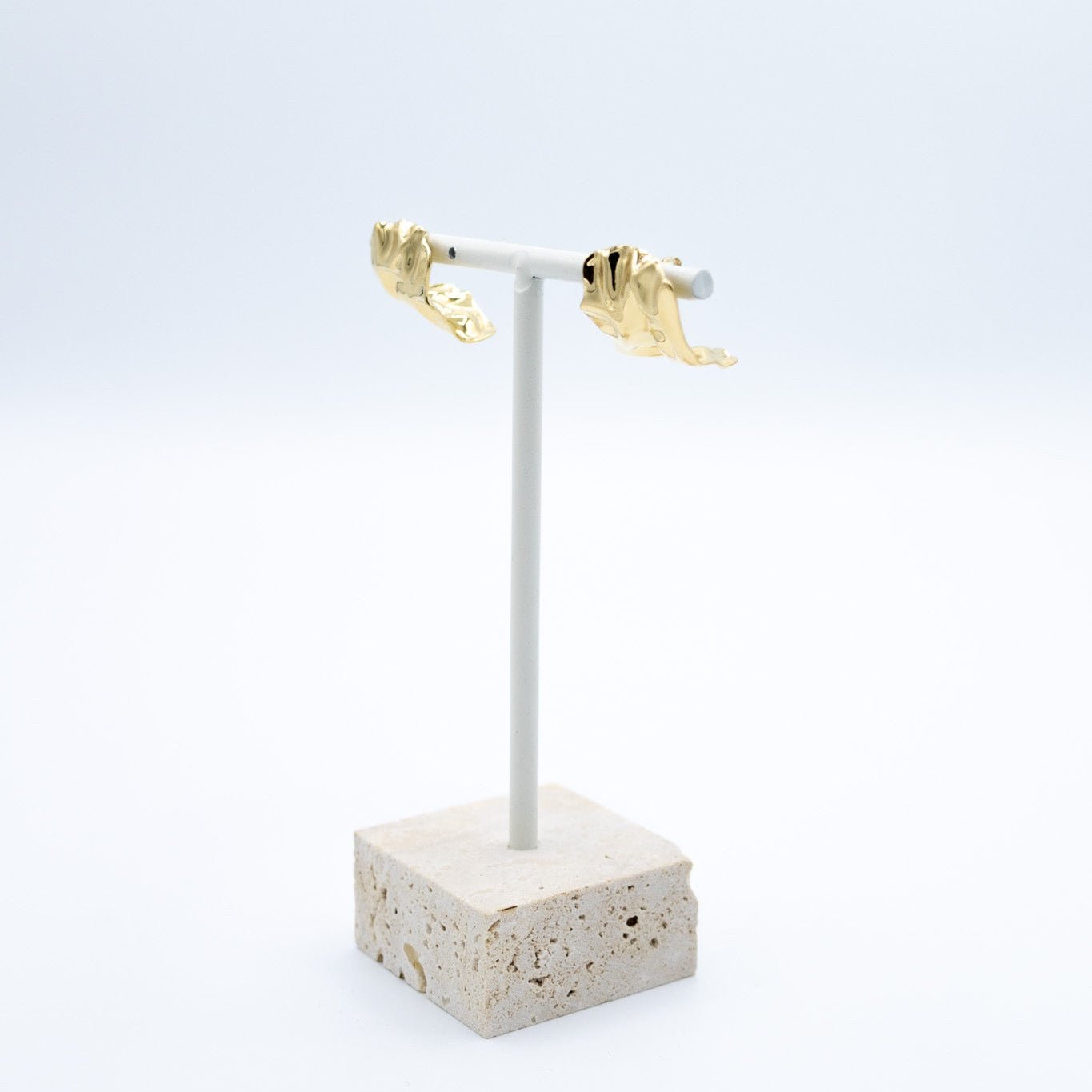 Molten Studs Earrings - Lunéah