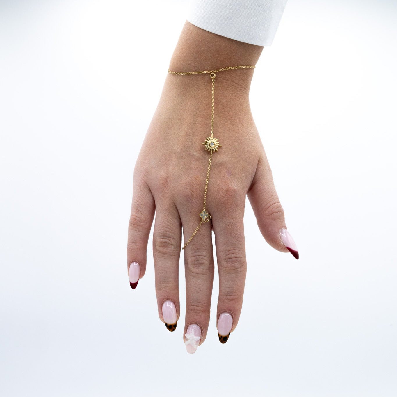 Starlight Hand Chain - Lunéah